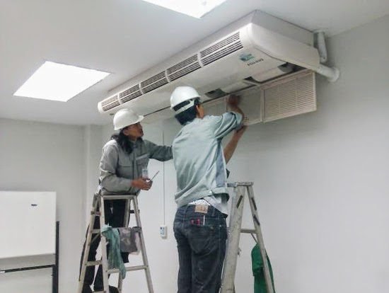 فني مكيفات سبليت الرياض صيانة وتركيب محترف