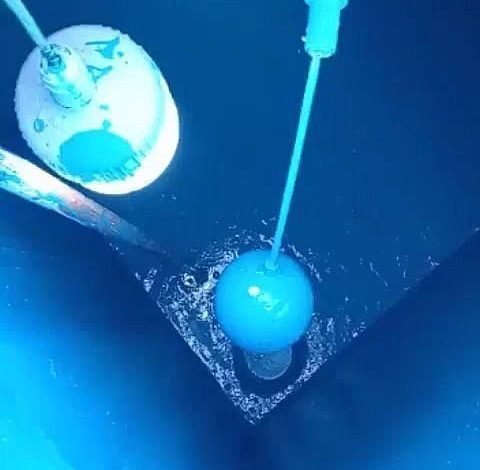 خدمات عزل أسطح بالرياض مع شركة المحترف